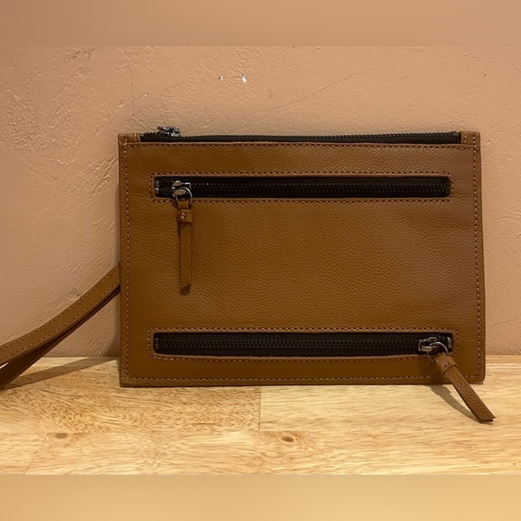 NWTS BOTKIER Coffee Brown Leather Chelsea Clutch With Removable Wristlet Strap. - Picture 8 of 9